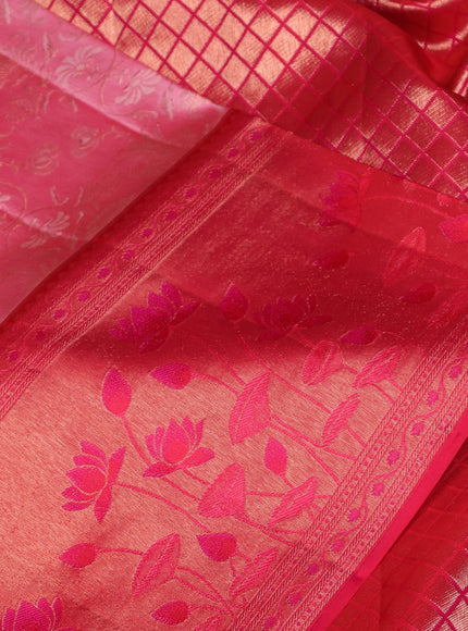 Pure kanchipuram silk saree peach shade and pink with allover zari woven brocade weaves and rich zari woven border