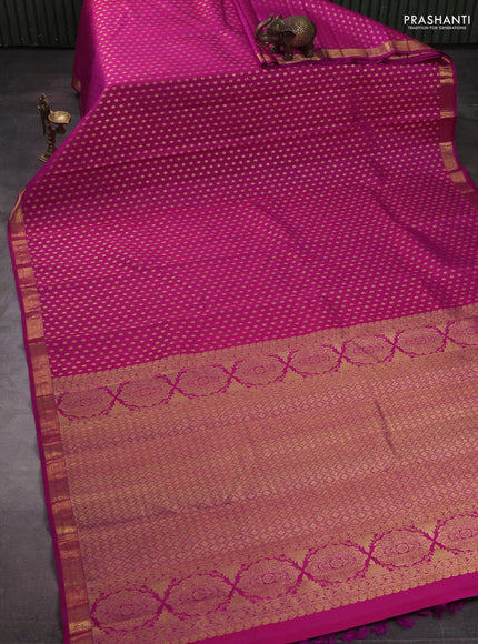 Pure kanchipuram silk saree pink with allver zari woven 1000 buttas and small zari woven border