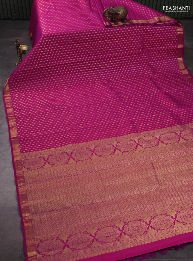 Pure kanchipuram silk saree pink with allver zari woven 1000 buttas and small zari woven border