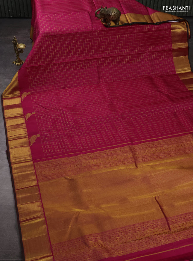 Pure kanchipuram silk saree pink and green with allover zari checked pattern and zari woven border