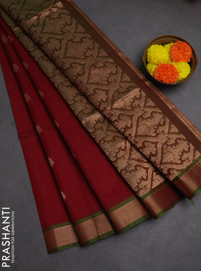Kora silk cotton saree maroon and dual shade of maroonish green with zari woven buttas and zari woven border