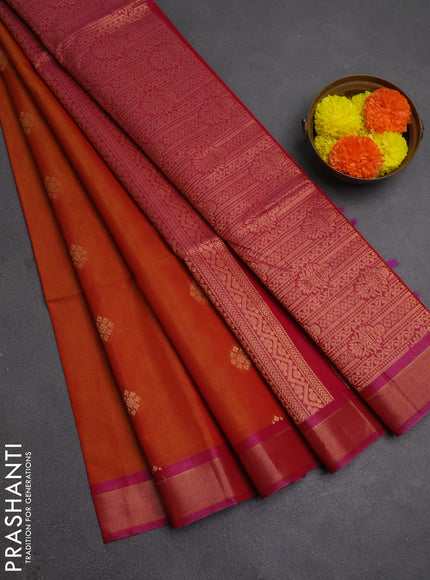 Kora silk cotton saree dual shade of rust shade and dual shade of magenta with zari woven buttas and zari woven border