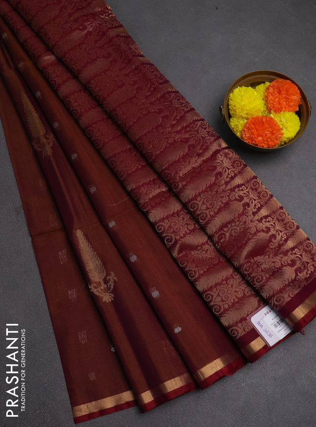 Kora silk cotton saree dual shade of magenta pink and magenta pink with zari woven buttas and small zari woven border
