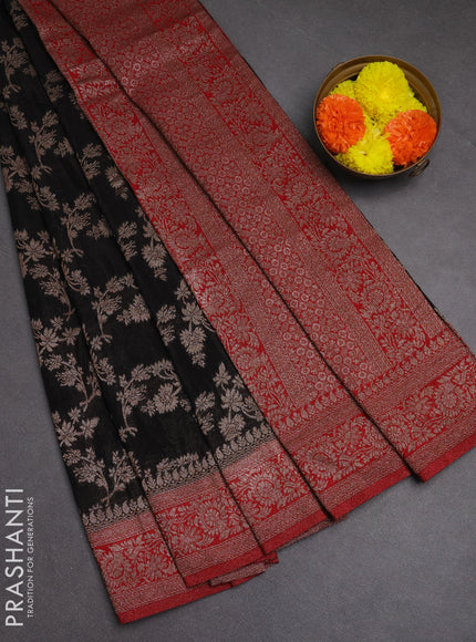 Banarasi semi crepe saree black and maroon with allover thread & zari weaves and woven border