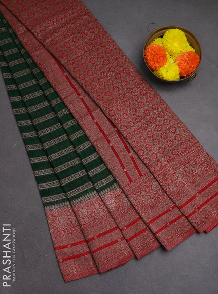 Banarasi semi crepe saree green and red with allover thread & zari weaves and woven border