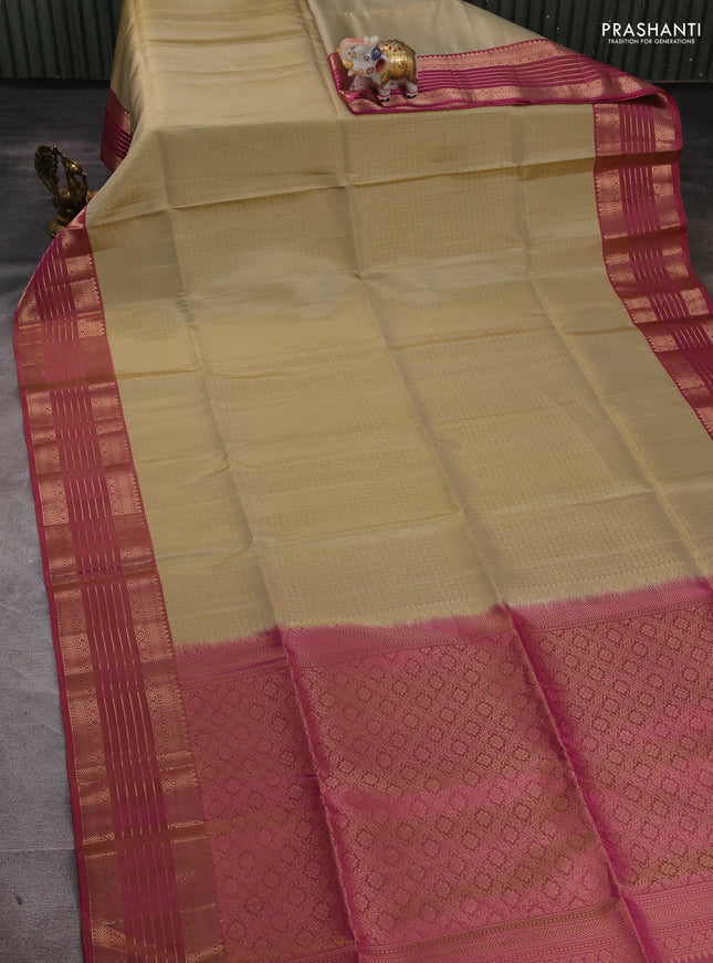 Pure soft silk saree elaichi green and pink with allover small checked pattern and zari woven border