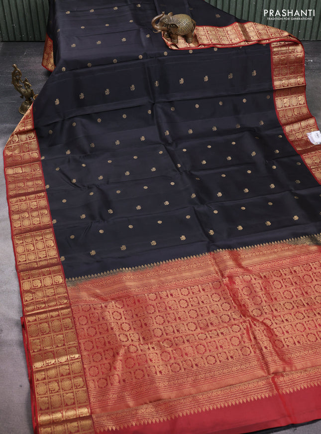 Pure soft silk saree black and maroon with elephant & rudhraksha zari woven buttas and rich zari woven border