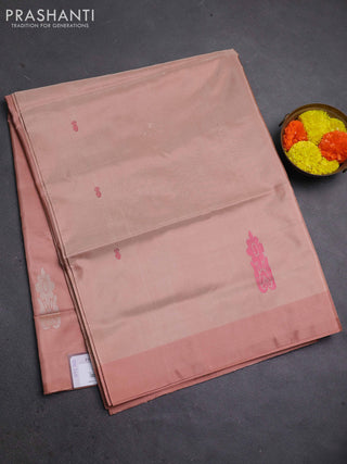 Banana pith saree sandal and peach shade with thread woven buttas and contrast border