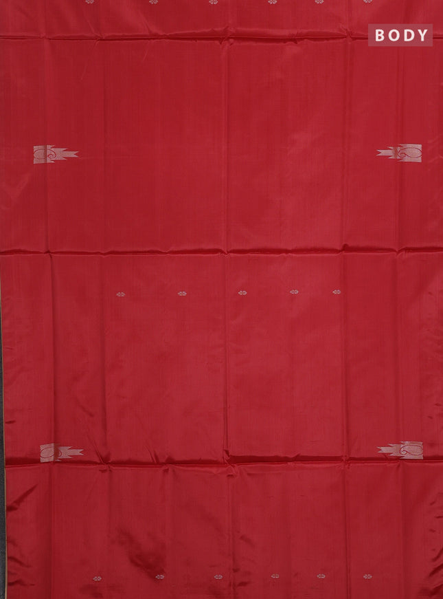 Banana pith saree red and sandal with thread woven buttas in borderless style