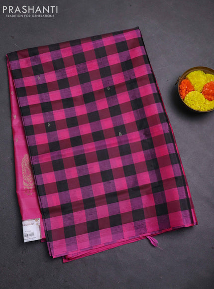 Banana pith saree black and pink with allover checked pattern in borderless style
