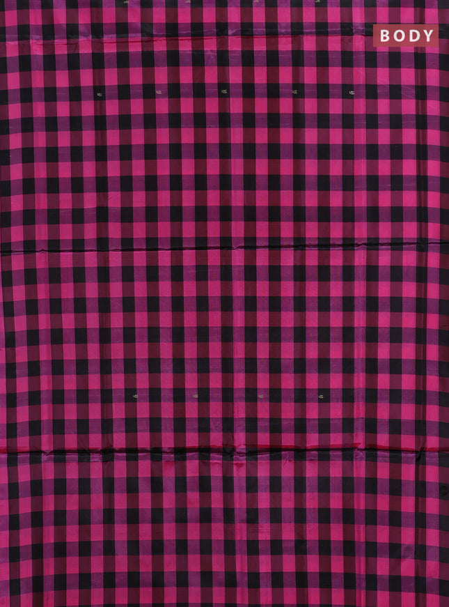 Banana pith saree black and pink with allover checked pattern in borderless style