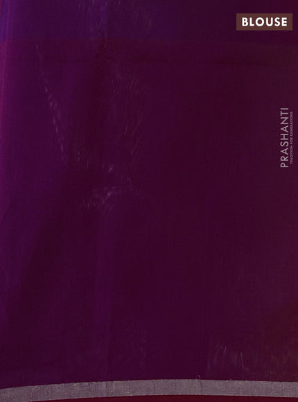 Maheshwari silk cotton saree magenta pink and maroon with plain body and small zari woven border