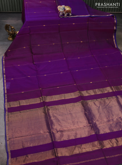 Maheshwari silk cotton saree magenta pink and blue with allover zari weaves & buttas and small zari woven border
