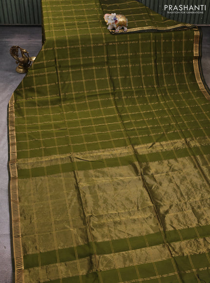 Maheshwari silk cotton saree mehendi green with allover zari checked pattern and zari woven border