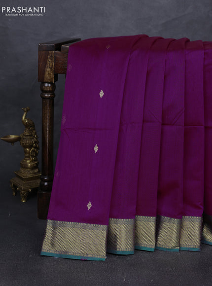 Maheshwari silk cotton saree deep magenta pink and green with zari woven buttas and zari woven border