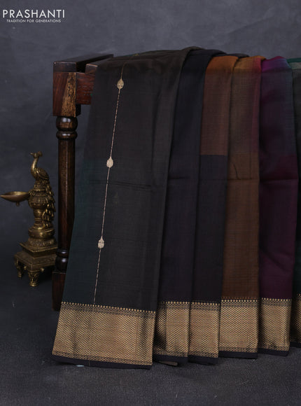 Maheshwari silk cotton saree black with zari weaves pattern and zari woven border