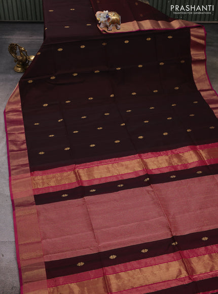 Maheshwari silk cotton saree deep magenta pink and magenta pink with zari woven buttas and zari woven border