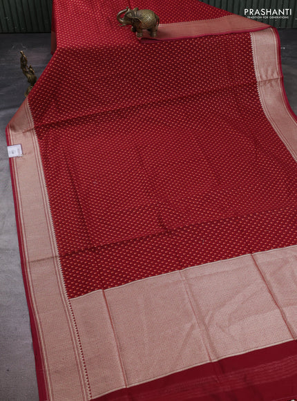 Banarasi silk cotton saree maroon with allover thread & zari woven buttas and temple design zari woven border