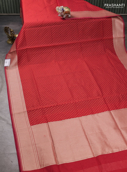 Banarasi silk cotton saree red with allover thread & zari woven buttas and temple design zari woven border