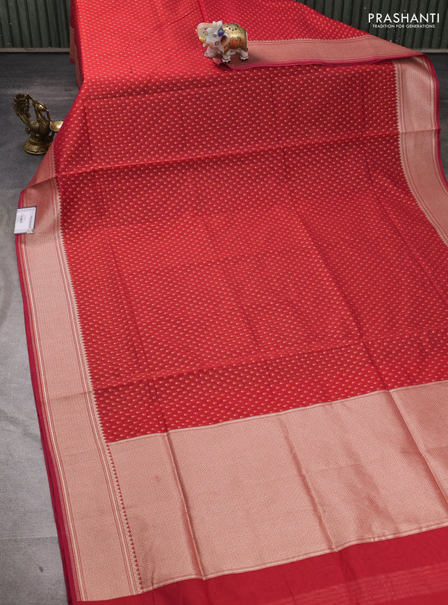 Banarasi silk cotton saree red with allover thread & zari woven buttas and temple design zari woven border