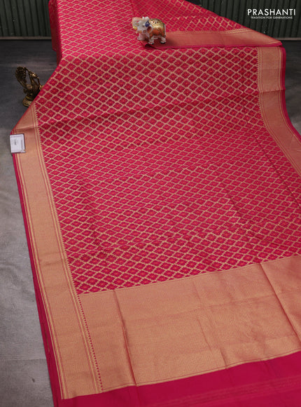 Banarasi silk cotton saree dark pink with allover thread & zari woven brocade weaves and temple design zari woven border