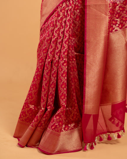 Banarasi silk cotton saree pink with allover thread & zari woven brocade weaves and zari woven border