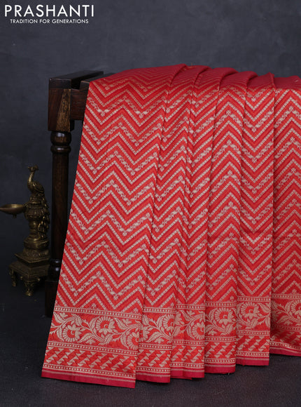 Banarasi silk cotton saree red with allover thread & zari zigzag brocade weaves and thread & zari woven border