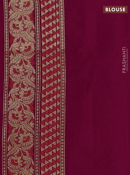 Banarasi silk cotton saree magenta pink with allover thread & zari zigzag brocade weaves and thread & zari woven border