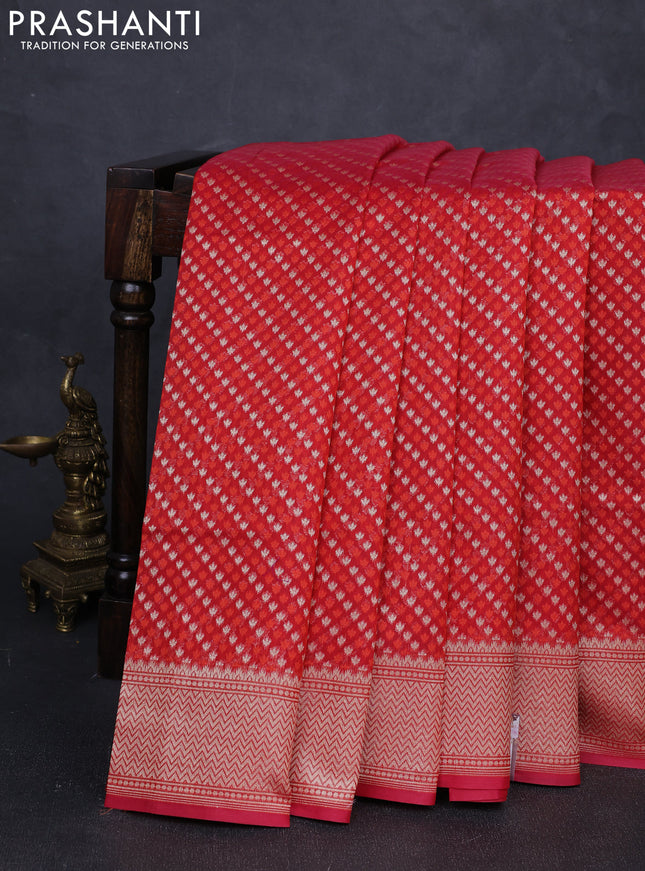 Banarasi silk cotton saree red with allover thread & zari woven buttas and temple design zari woven border