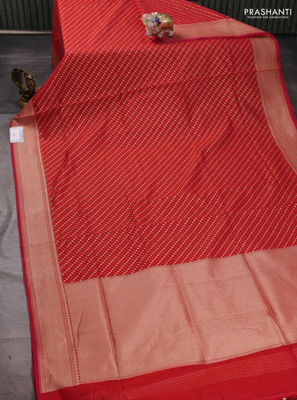 Banarasi silk cotton saree red with allover thread & zari woven buttas and temple design zari woven border