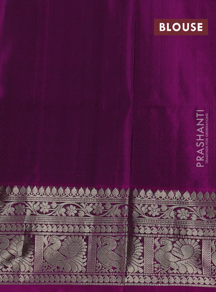 Green & Magenta Pink Venkatagiri Silk - Zari Buttas