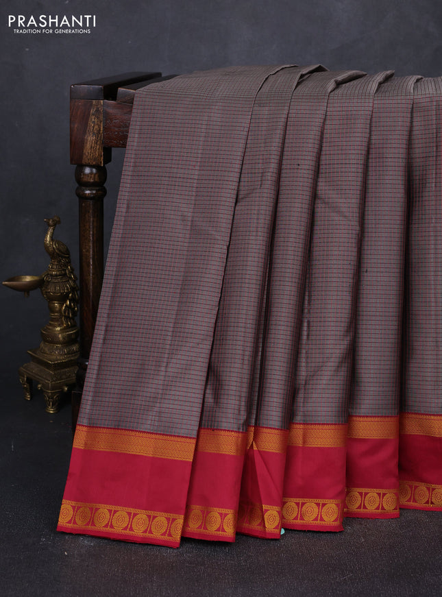 Pure kanchipuram silk saree greyish brown and dark pink with allover small cheked pattern and rettapet zari woven border