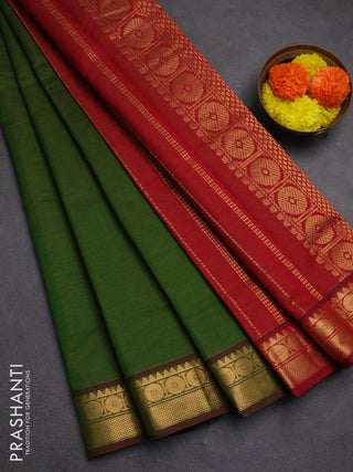 Green & Maroon Semi Silk Cotton Saree - Vairaosi