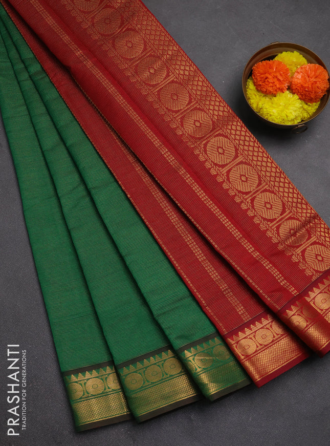 Green & Maroon Semi Silk Cotton Saree - Vairaosi