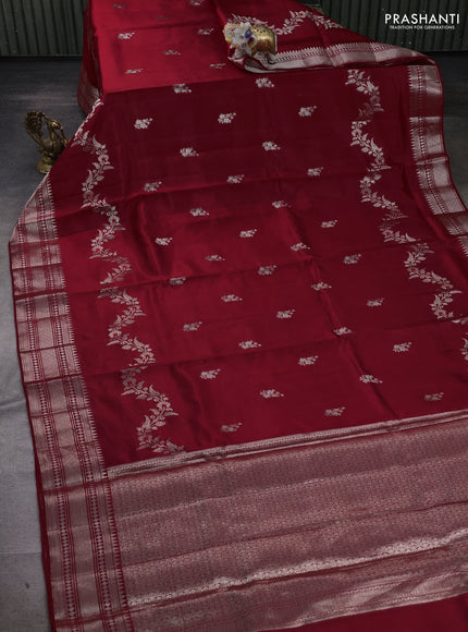 Red & Beige Poona Silk Saree - Shibori Blouse