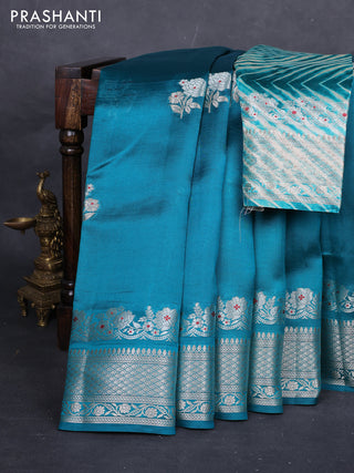 Peacock Green & Beige Poona Silk Saree - Shibori Blouse