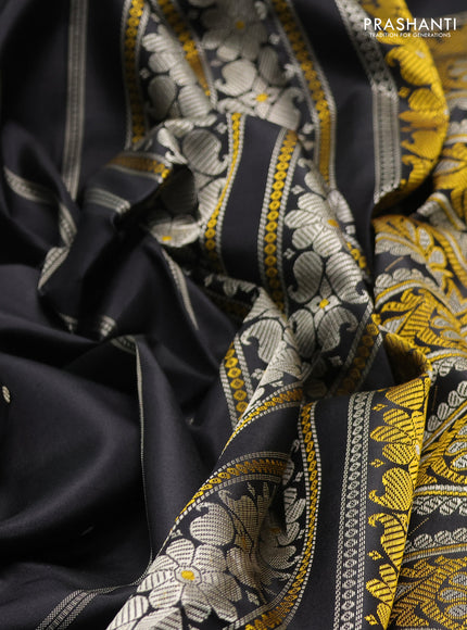 Black & Maroon Pure Kanchipuram Silk - Zari Butta
