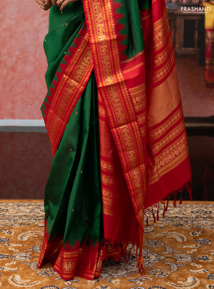 Green & Red Pure Kanchipuram Silk - Zari Butta