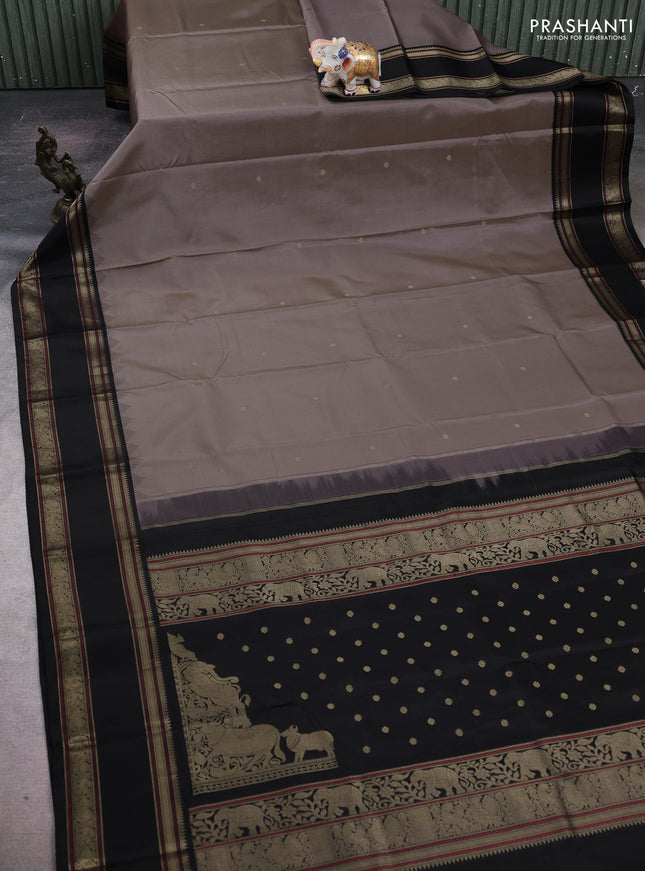 Peach & Black Pure Kanchipuram Silk - Zari Butta