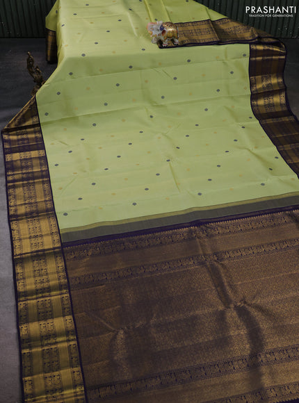 Pista Green & Navy Blue Pure Kanchipuram Silk - Buttas