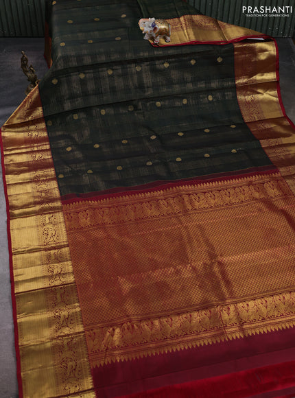 Green & Maroon Pure Kanchipuram Silk Saree - Checks