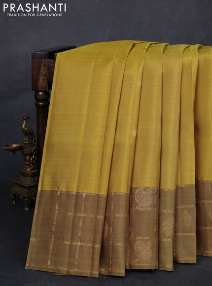 Mehendi Green Pure Kanchipuram Silk -Buttas
