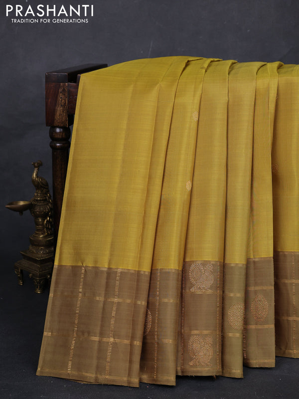 Mehendi Green Pure Kanchipuram Silk -Buttas