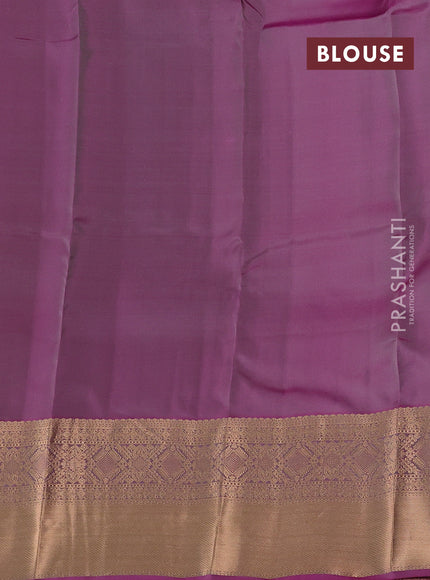 Elaichi Green & Pink Kanchipuram Silk - Buttas