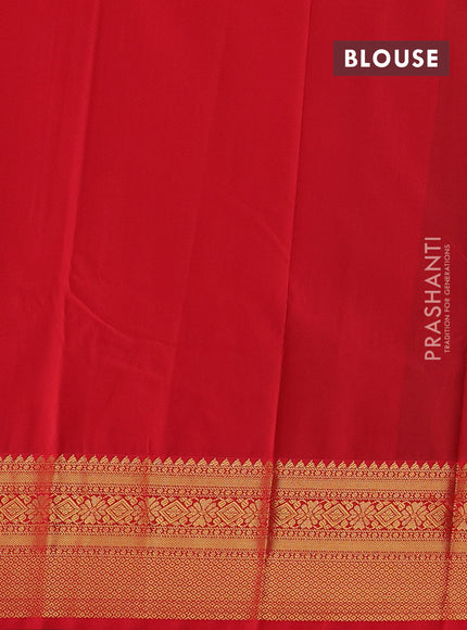 Greeb & Red Semi Kanchipuram Silk - Korvai