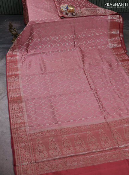 Peach & Maroon Chiniya Silk Saree - Weaves