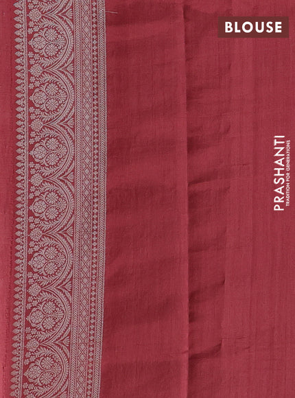 Peach  & Maroon Chiniya Silk Saree - Weaves