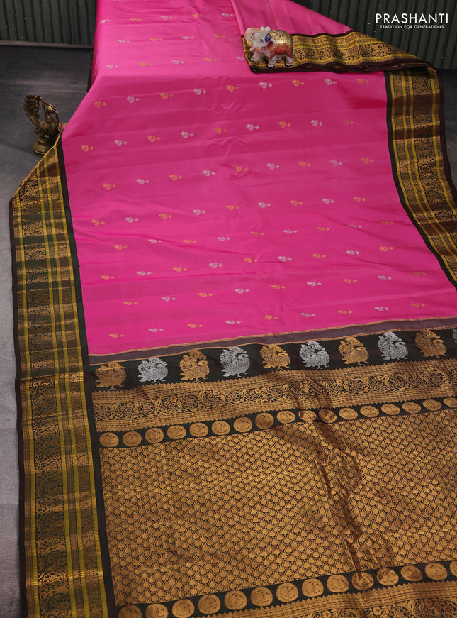 Pink & Green Gadwal Silk - Buttas