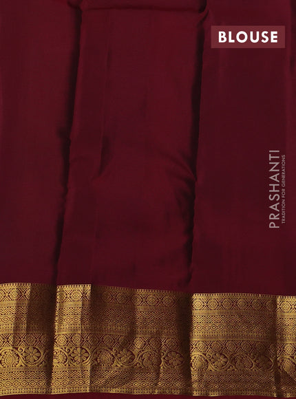 Green & Maroon Kanchipuram Silk - Buttas