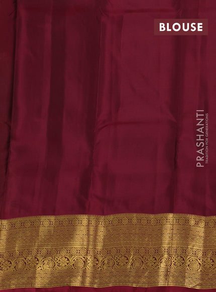 Green & Maroon Kanchipuram Silk - Buttas